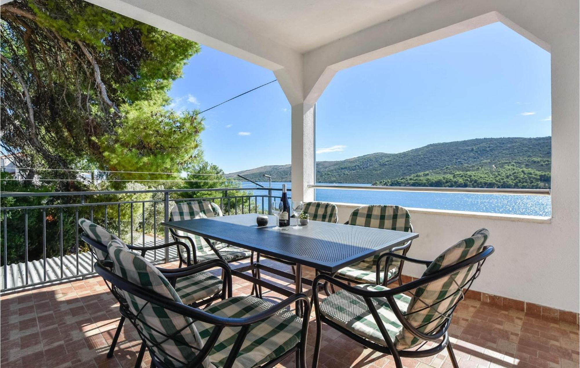 Nice Home In Poljica With House Sea View Marina Εξωτερικό φωτογραφία