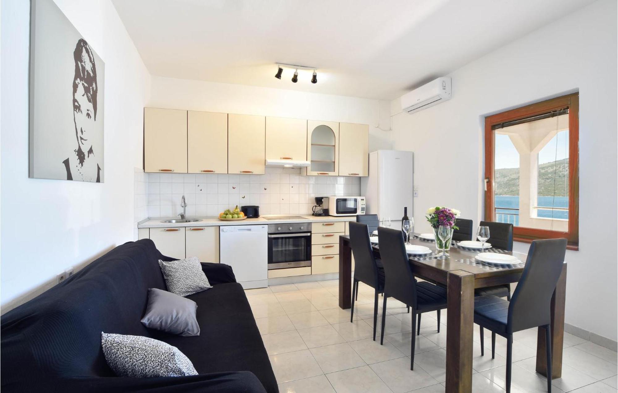 Nice Home In Poljica With House Sea View Marina Εξωτερικό φωτογραφία